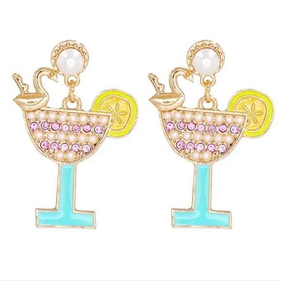 lovey girl boutique Jewelry - Last pair! New beach cocktail with flamingo earrings
